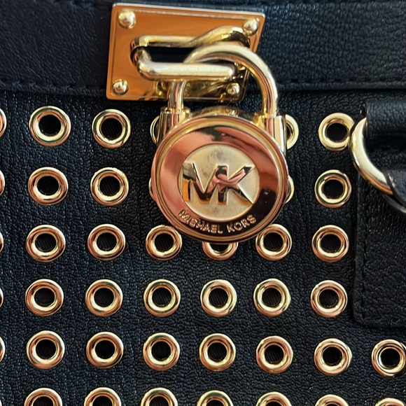 Black Leather Michael Kors Hamilton North South Tote with Gold Grommet Detailing - Picture 4 of 9